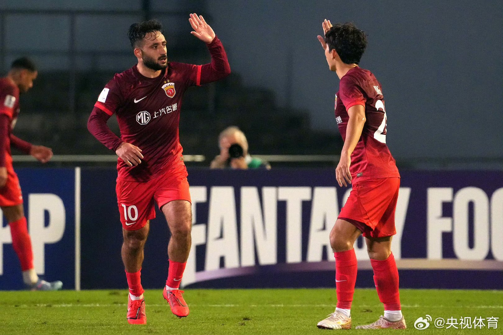 上海海港迎法国杯关键赛,清晨篮板制胜,气氛紧张,球队文化再被提及(icpc2025赛程时间表) 上海海港迎法国杯关键赛,清晨篮板制胜,气氛紧张,球队文化再被提及(icpc2025赛程时间表)